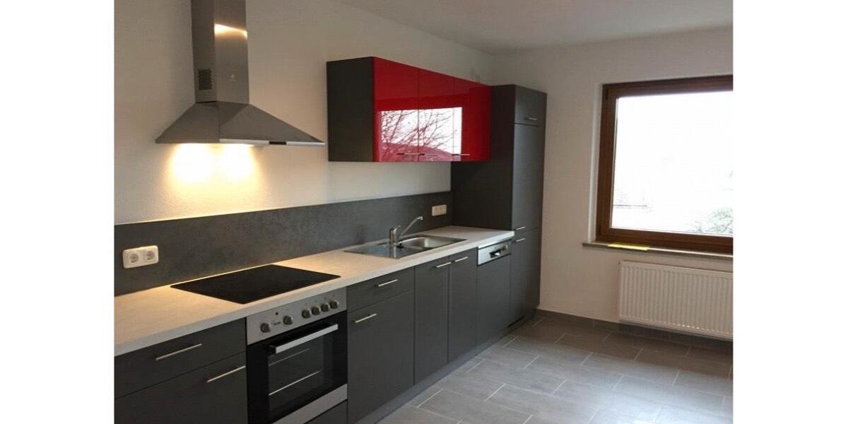 Helle, schöne Wohnung, 3,5 Zi., EBK, Balkon, in 96369 Weißenbrunn 3.5 zimmer