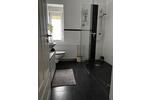 Helle 4-Zimmer-Wohnung (90m²) mit Einbauküche und Keller zimmer
