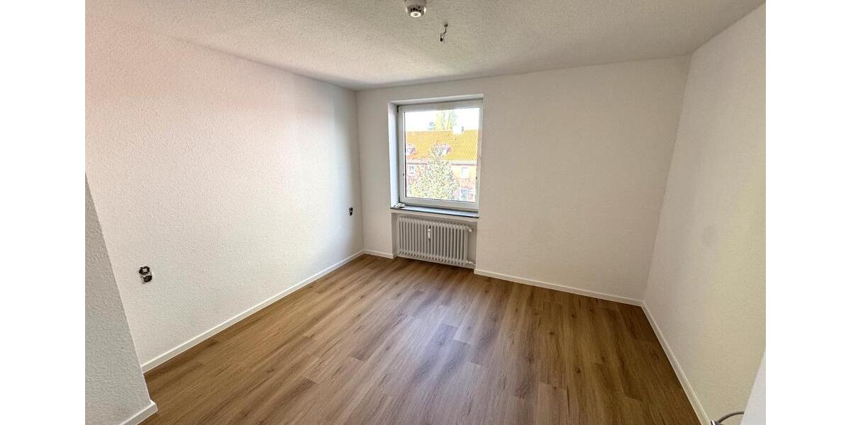 Etagenwohnung Leer (Ostfriesland) - 3 Zimmer, 68 m&sup2;, 650&euro; | Angebot:26461632