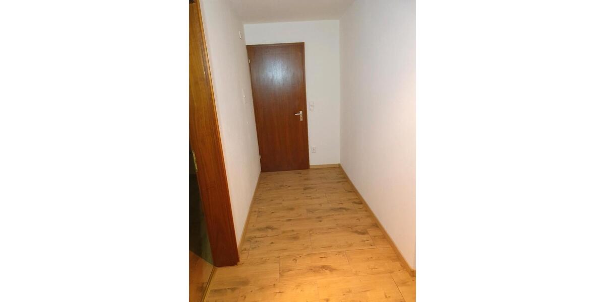 3-Zimmer-Dachgeschosswohnung in ruhiger Lage zu vermieten 3 zimmer