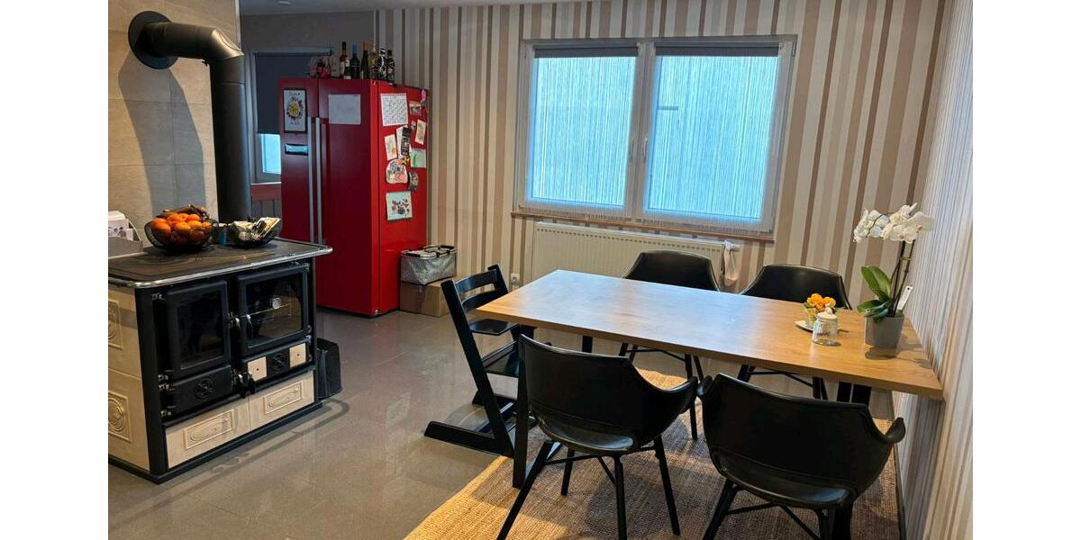 Erdgeschoßwohnung Waldachtal - 5 Zimmer, 100 m&sup2;, 1.000&euro; | Angebot:25852592