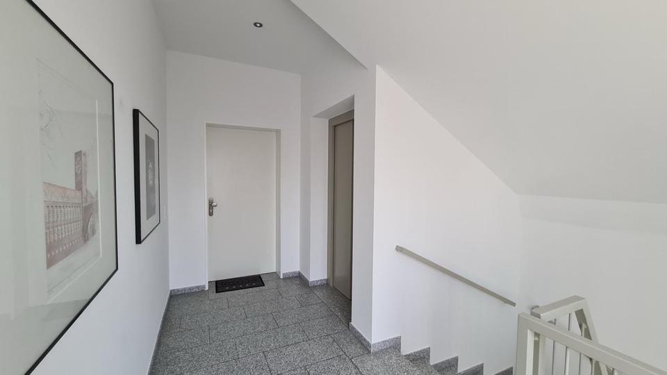 Etagenwohnung Pulheim - 2 Zimmer, 76 m&sup2;, 1.650&euro; | Angebot:24429700