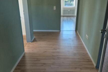 2 Zimmer Oberwohnung 1 zimmer