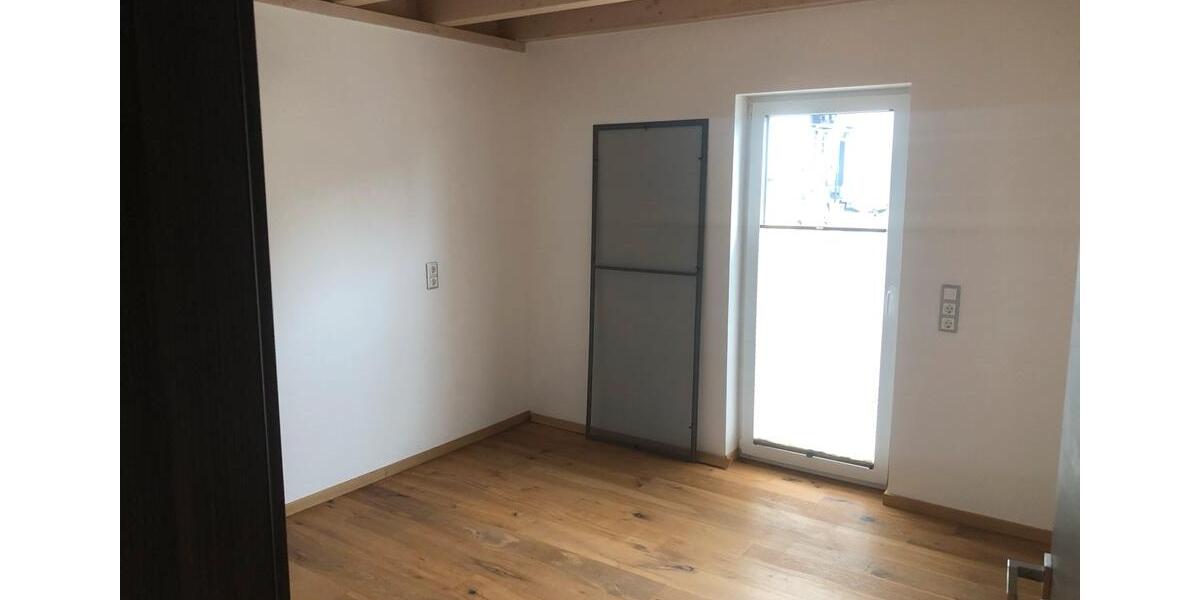 Etagenwohnung Wertingen - 3 Zimmer, 75 m&sup2;, 800&euro; | Angebot:26119657