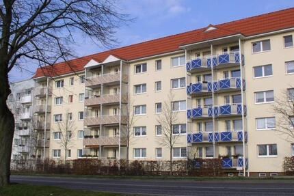 Wohnung Waren (Müritz) - 3 Zimmer, 64 m&sup2;, 383&euro; | Angebot:26261633