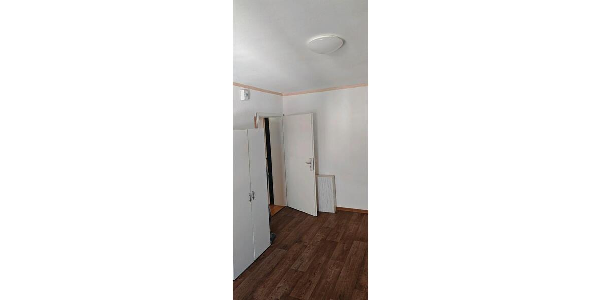 Etagenwohnung Oberursel (Taunus) - 1 Zimmer, 20 m&sup2;, 560&euro; | Angebot:26225895