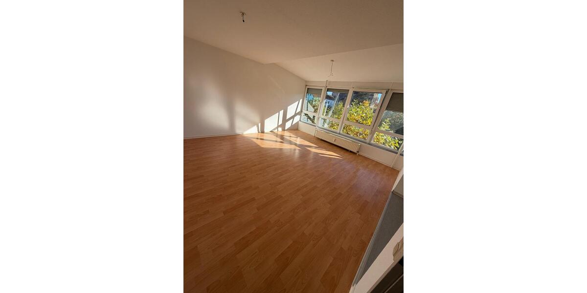 Dachgeschoßwohnung Ensdorf - 2 Zimmer, 51 m&sup2;, 430&euro; | Angebot:25146321
