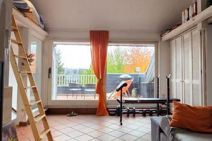 Helle Dachgeschosswohnung im Wiesbaden Dichterviertel 1 zimmer