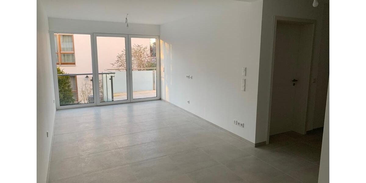 Etagenwohnung Neustadt an der Aisch - 3 Zimmer, 75 m&sup2;, 860&euro; | Angebot:24884523