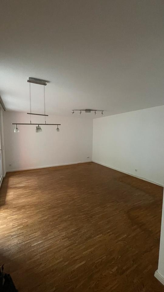 Charmante 2 Zimmer Wohnung mit Garten in Sachsenheim