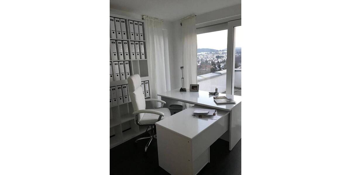 Etagenwohnung Bad Wildungen Bad Wildungen (Kernstadt) - 5 Zimmer, 150 m&sup2;, 1.320&euro; | Angebot:26498978