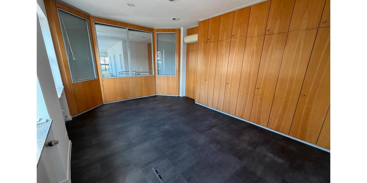 Gewerbeobjekt Bensheim - 1.890&euro; | Angebot:26042611