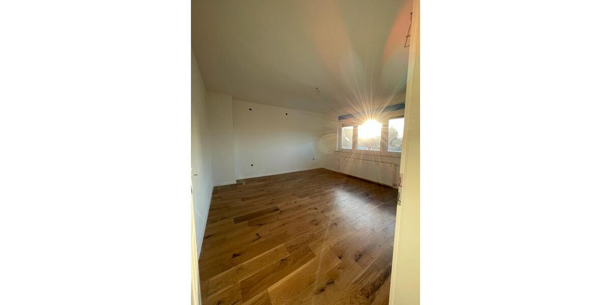 Etagenwohnung Euskirchen Dom-Esch - 2.5 Zimmer, 65 m&sup2;, 960&euro; | Angebot:26424618
