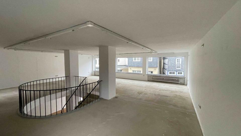 Gewerbeobjekt Wetter (Hessen) - 1.300&euro; | Angebot:24114464