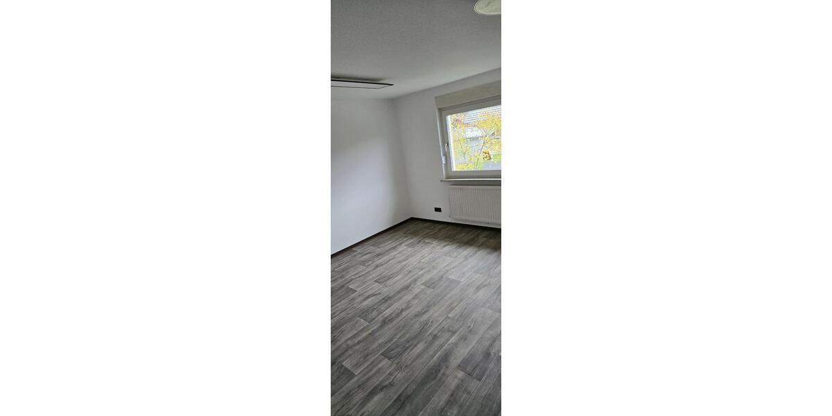 Dachgeschoßwohnung Walldürn - 2 Zimmer, 47 m&sup2;, 550&euro; | Angebot:25872119