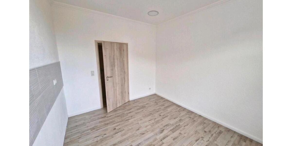 Etagenwohnung Mansfeld - 1 Zimmer, 76 m&sup2;, 548&euro; | Angebot:26678259