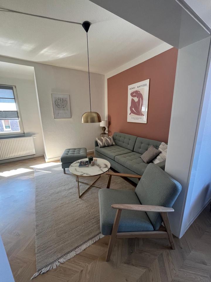 möblierte 3,5-Raum Whg. in Toplage (Südstadt), Balkon, Garage