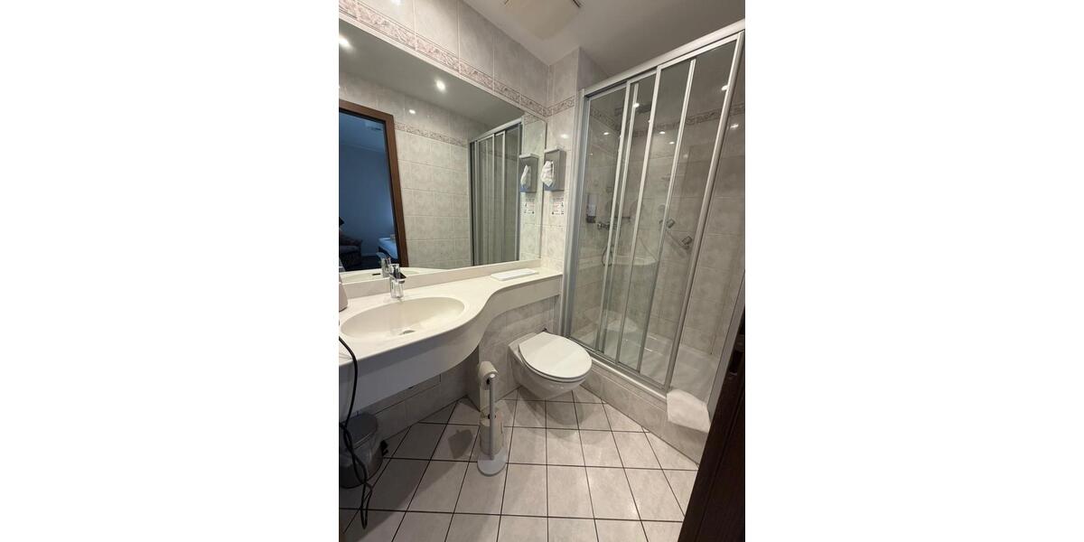 Wohnen auf Zeit Rhede - 13 Zimmer, 18 m&sup2;, 55&euro; | Angebot:26421637