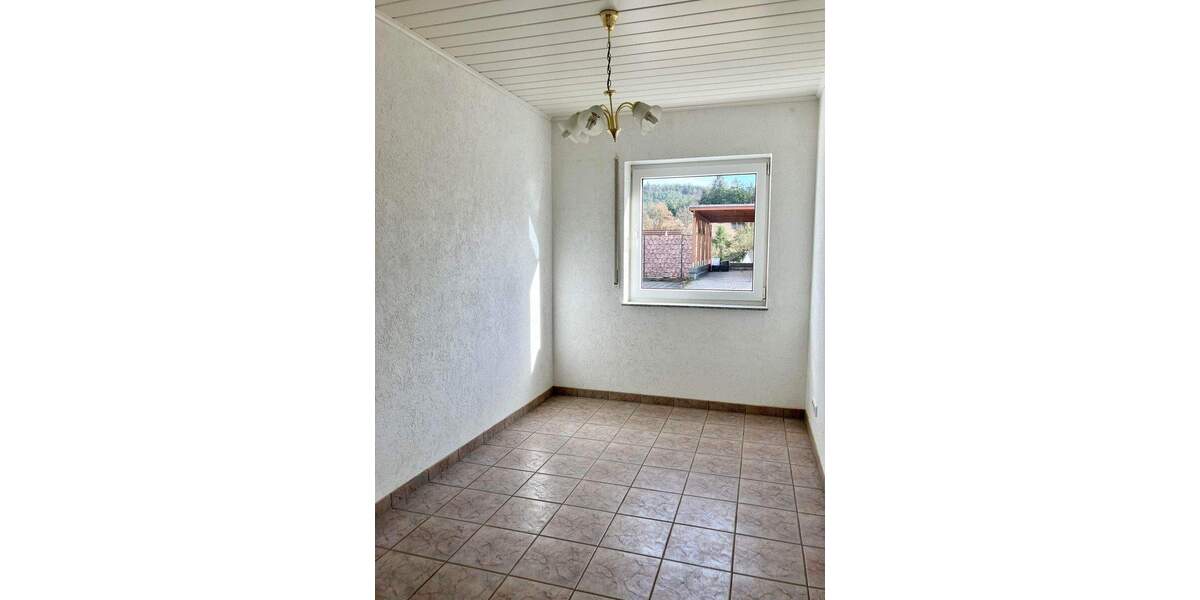 Etagenwohnung Hochspeyer - 3 Zimmer, 79 m&sup2;, 785&euro; | Angebot:24622547