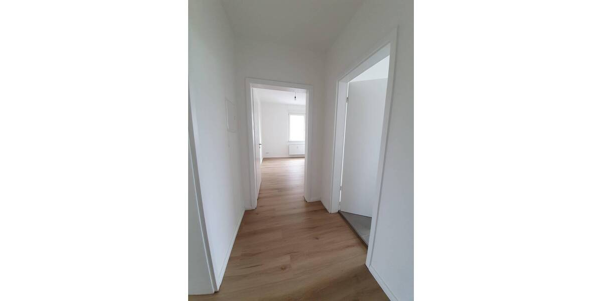 Etagenwohnung Velten Heidekrug - 2 Zimmer, 81 m&sup2;, 1.025&euro; | Angebot:26154500