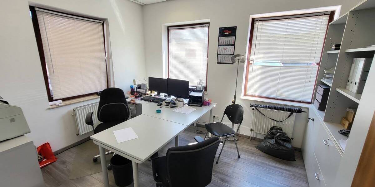 Gewerbeobjekt Lübeck / Sankt Lorenz Nord St. Lorenz Nord - 2 Zimmer, 73 m&sup2;, 1.300&euro; | Angebot:25670276