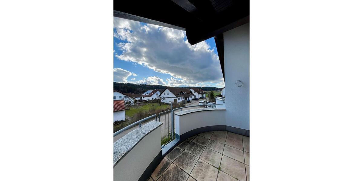 Dachgeschoßwohnung Gschwend - 3 Zimmer, 62 m&sup2;, 500&euro; | Angebot:25548356