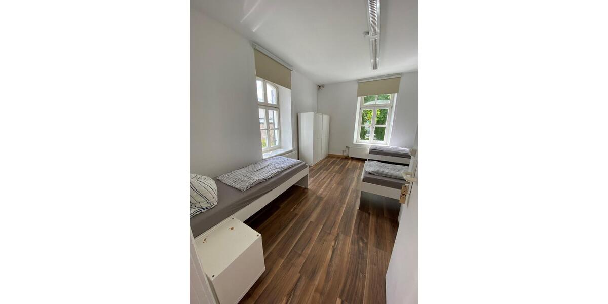 Wohnen auf Zeit Ingolstadt Münchener Straße - 10 Zimmer, 25 m&sup2;, 17&euro; | Angebot:25653923