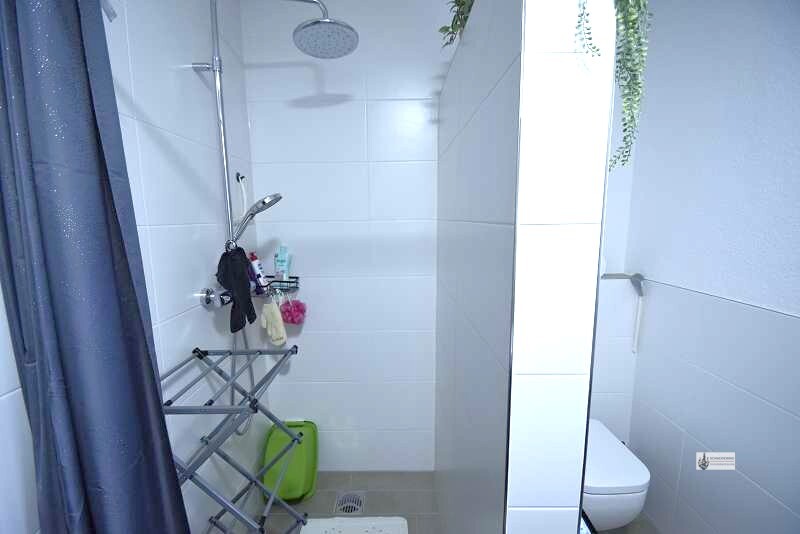 Neubau EG-Whg. links mit Terrasse und Garten Garage und 2 Abstellräumen + Luft-Wärme-Heizung - Erdgeschoßwohnung Syke | Angebot:27029307