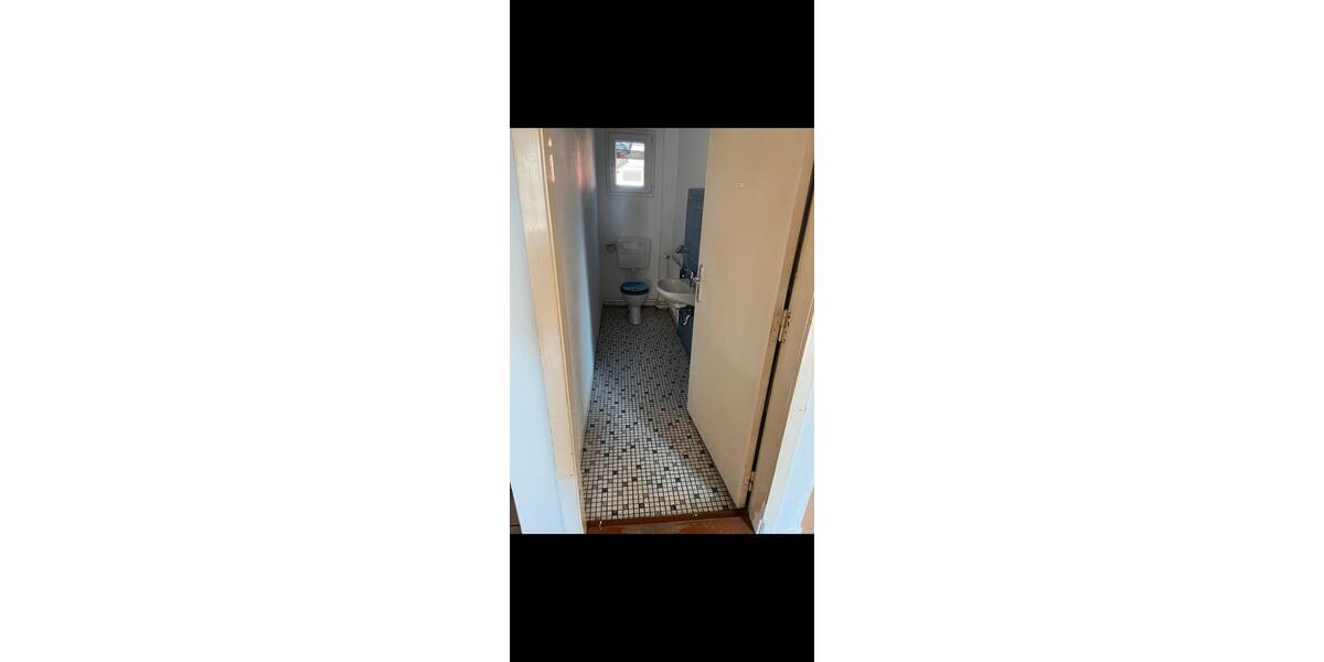 Einfamilienhaus Cadenberge - 7 Zimmer, 160 m&sup2;, 1.120&euro; | Angebot:25334356