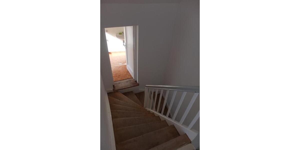 Schöne Maisonettewohnung = Haus im Haus gewerblich geeignet als Mitarbeiter-Unterkunft 7 zimmer