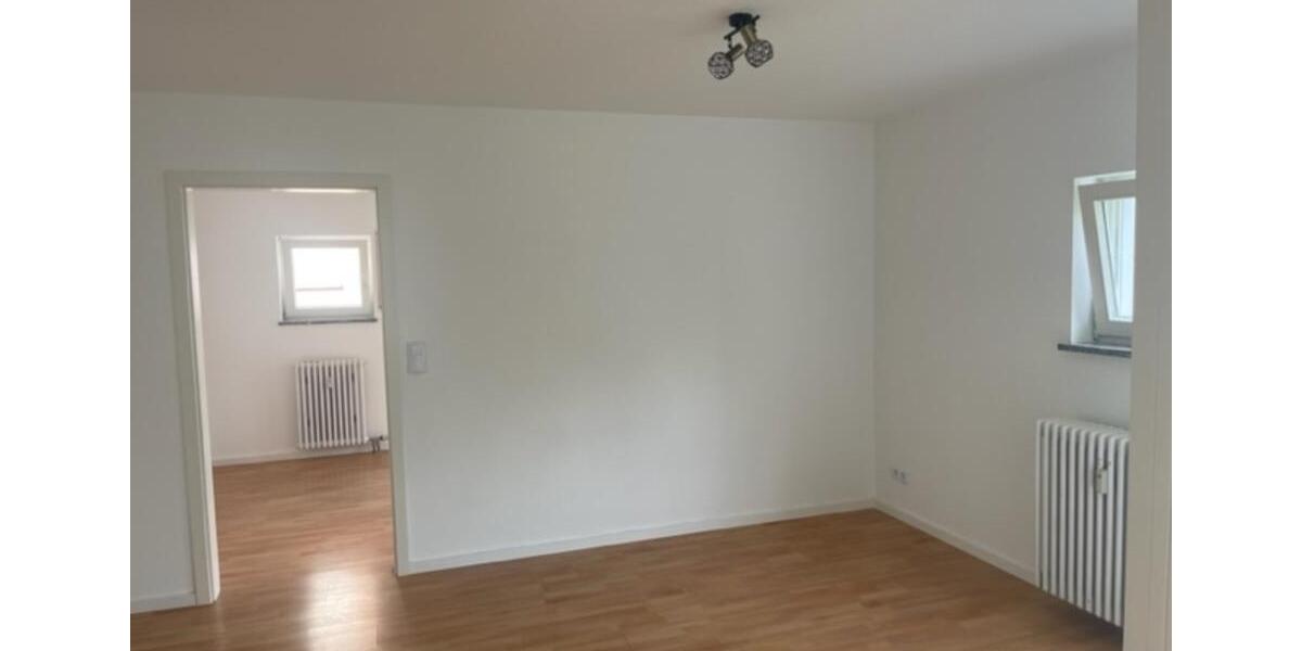 Etagenwohnung Engen - 3.5 Zimmer, 82 m&sup2;, 980&euro; | Angebot:25821681