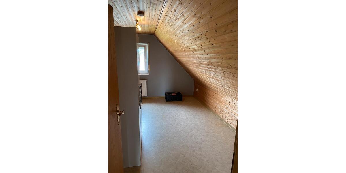 Dachgeschoßwohnung Papenburg - 2 Zimmer, 50 m&sup2;, 420&euro; | Angebot:25378876