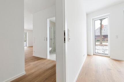 Wohnung Oldenburg Bloherfelde - 2 Zimmer, 67 m&sup2;, 990&euro; | Angebot:24676306