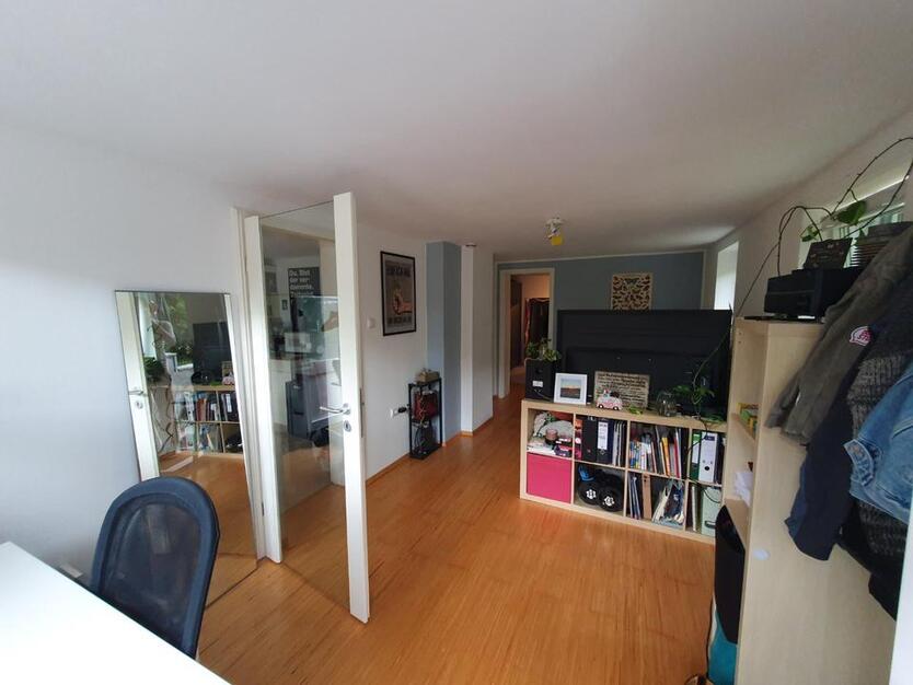 2-Zimmer soutere Wohnung