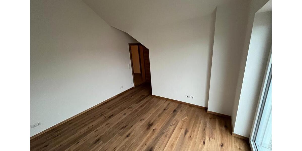 Etagenwohnung Töging am Inn - 2 Zimmer, 86 m&sup2;, 950&euro; | Angebot:26586923
