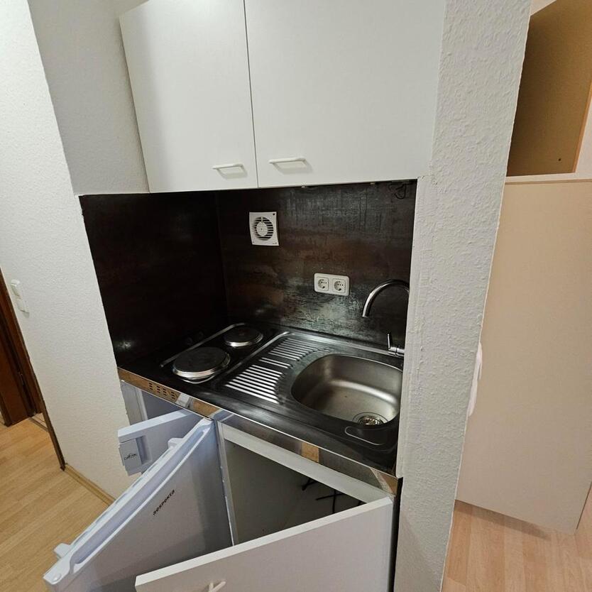 Möbliertes 1 Zimmer Studentenappartement in Darmstadt Stadt zimmer