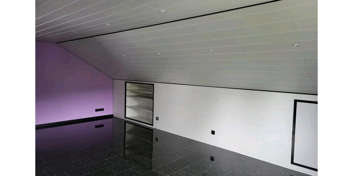 Dachgeschoßwohnung Gunningen - 4.5 Zimmer, 135 m&sup2;, 1.100&euro; | Angebot:26506972