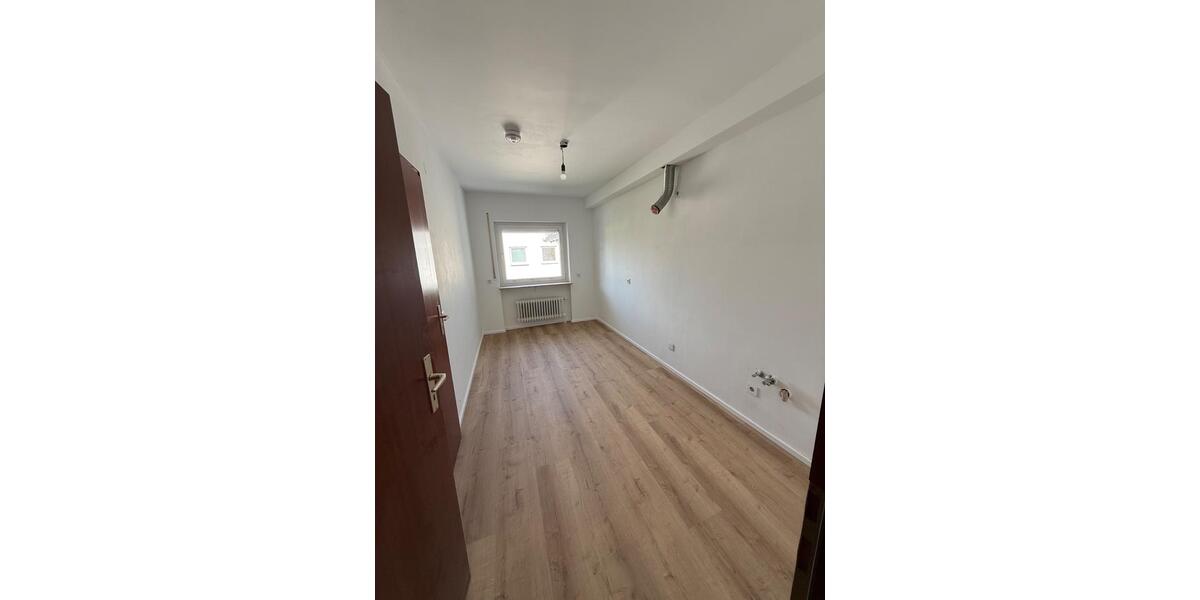Etagenwohnung Lauda-Königshofen Königshofen - 3 Zimmer, 81 m&sup2;, 847&euro; | Angebot:26548674