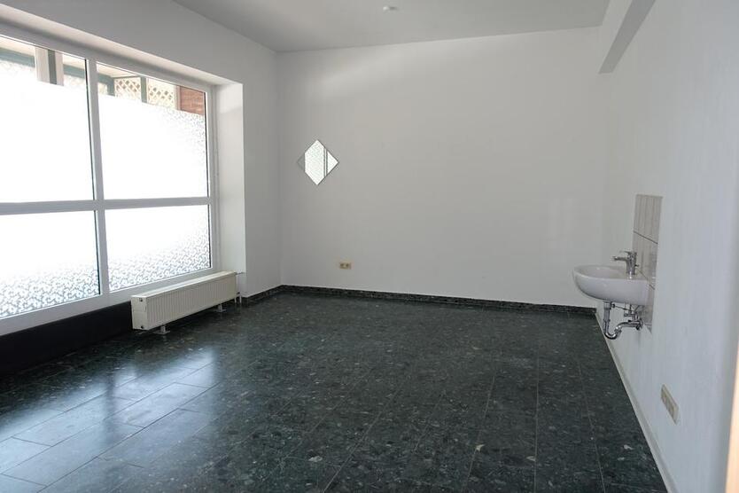 Büro- Praxisfläche