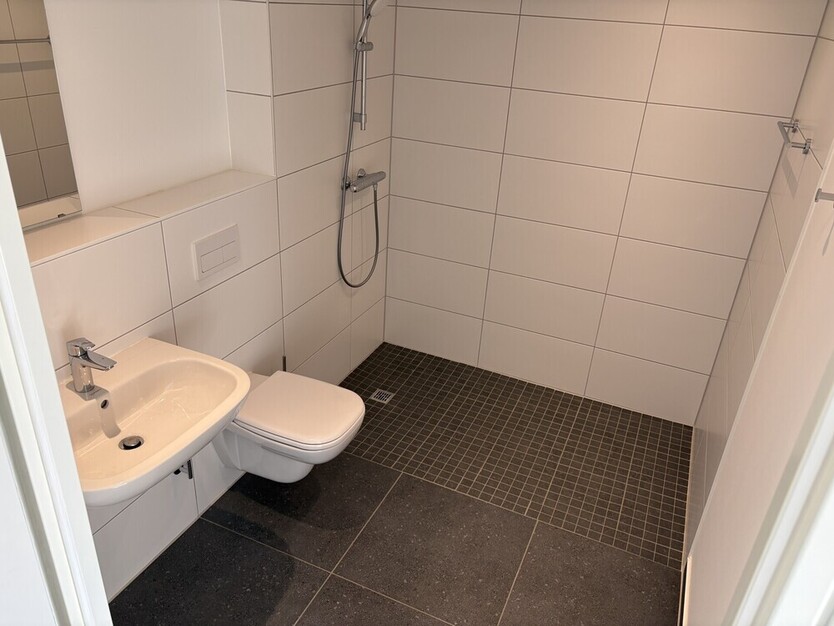 Hochwertiges Studentenapartment mit Pantryküche & Dachterrasse