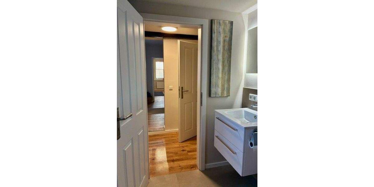 Einfamilienhaus Besdorf - 4 Zimmer, 160 m&sup2;, 2.200&euro; | Angebot:26017214