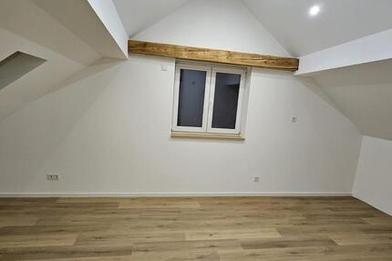 Wohnung Großostheim - 2.5 Zimmer, 75 m&sup2;, 1.000&euro; | Angebot:24748412