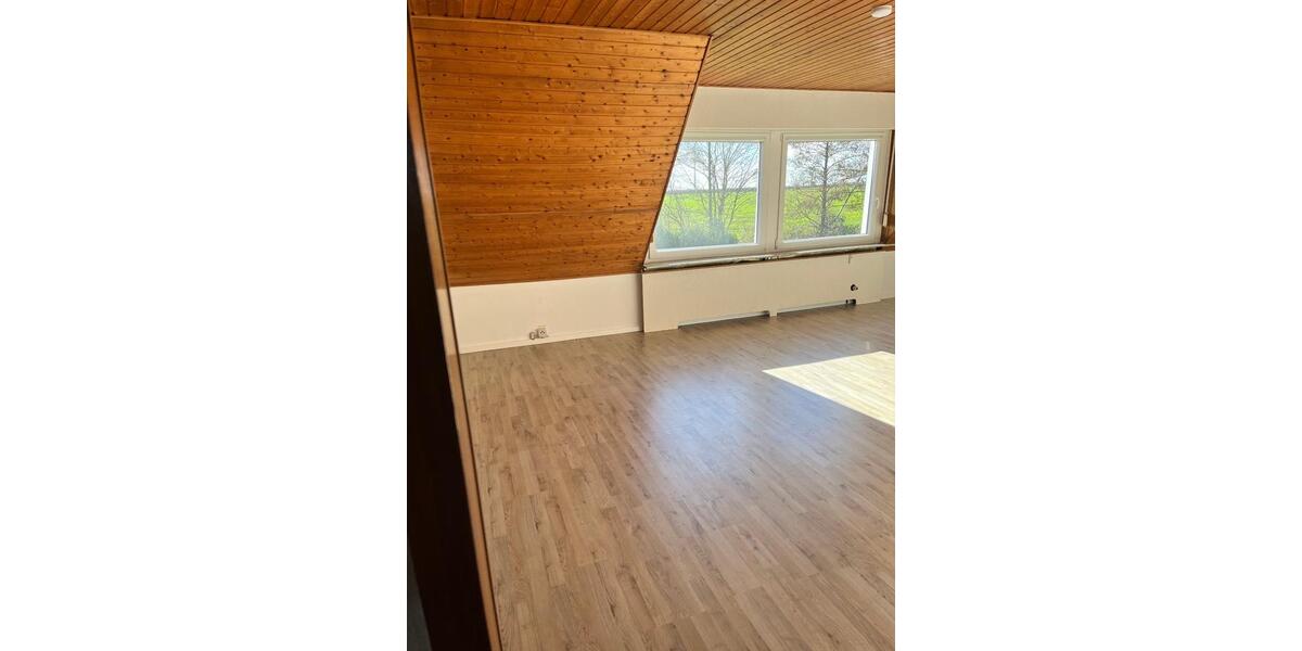 Etagenwohnung Emden Rysumer Landstraße - 2 Zimmer, 67 m&sup2;, 650&euro; | Angebot:25053681