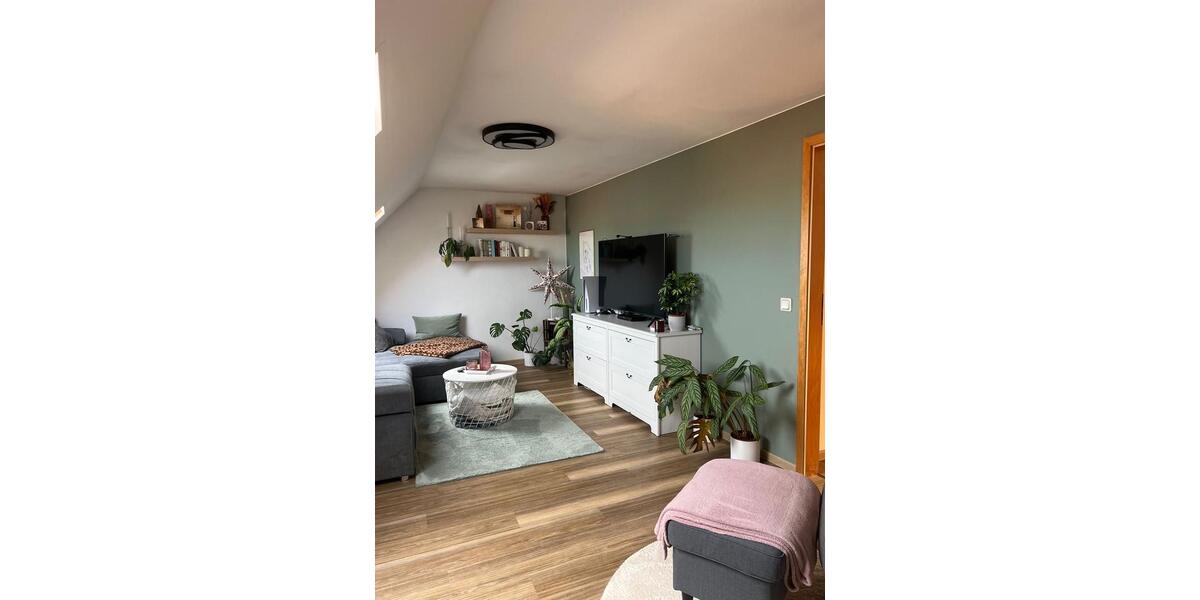 Dachgeschoßwohnung Sollstedt - 2.5 Zimmer, 58 m&sup2;, 340&euro; | Angebot:26049955