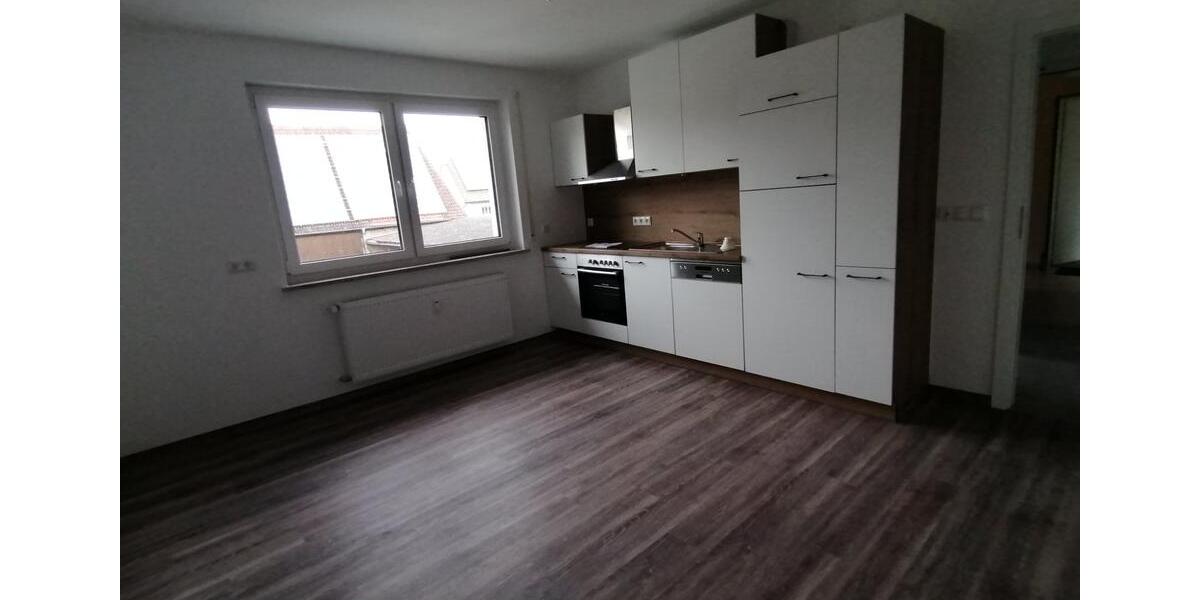 Etagenwohnung Ochsenfurt - 4 Zimmer, 109 m&sup2;, 1.215&euro; | Angebot:25832027