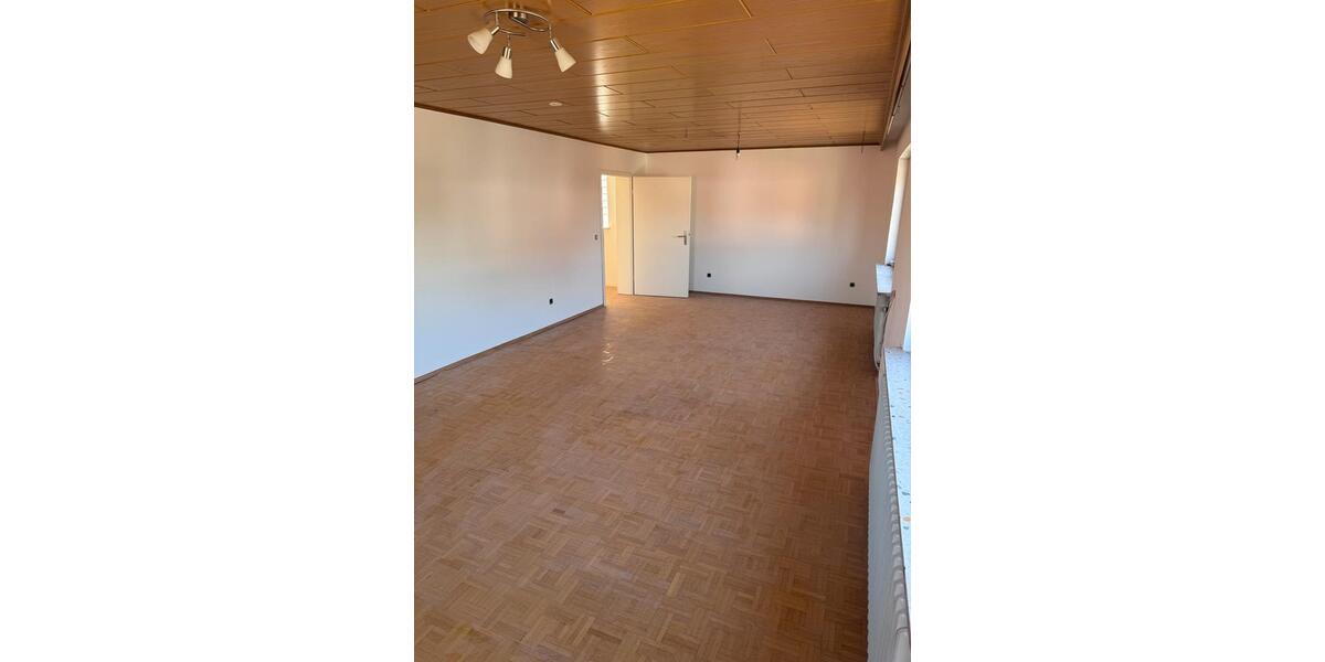 Etagenwohnung Kandel - 3 Zimmer, 90 m&sup2;, 950&euro; | Angebot:26385761