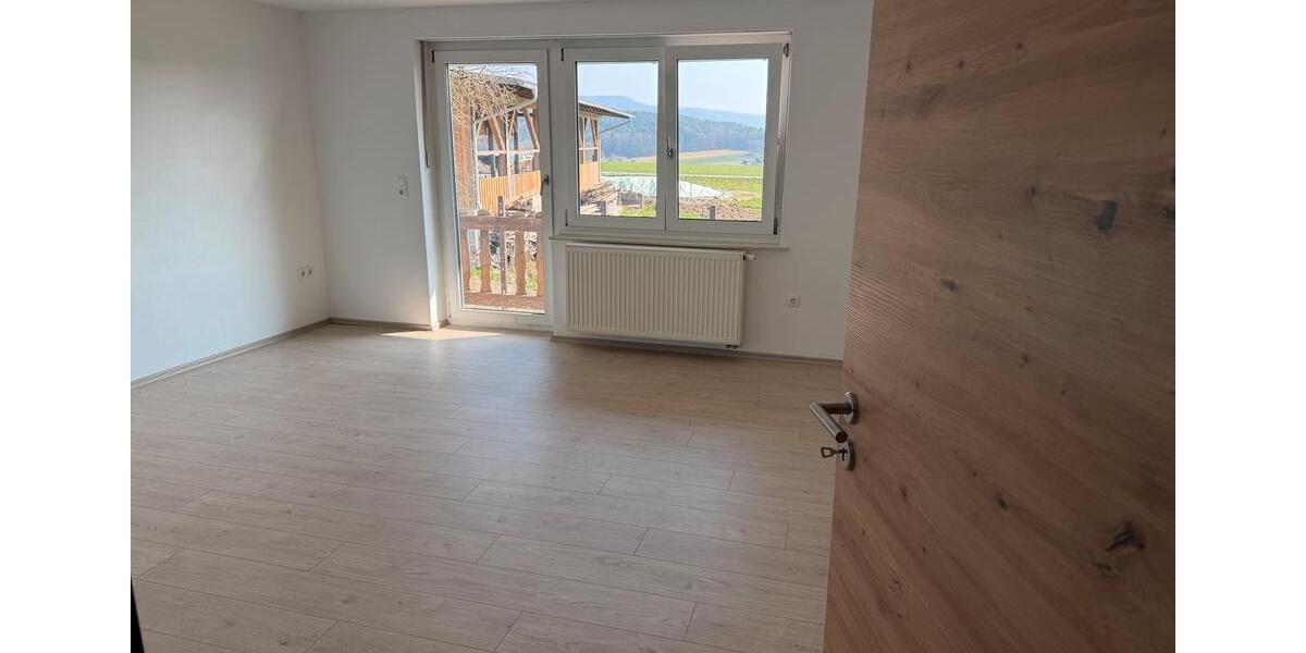 Etagenwohnung Schaufling - 3 Zimmer, 85 m&sup2;, 600&euro; | Angebot:25764446