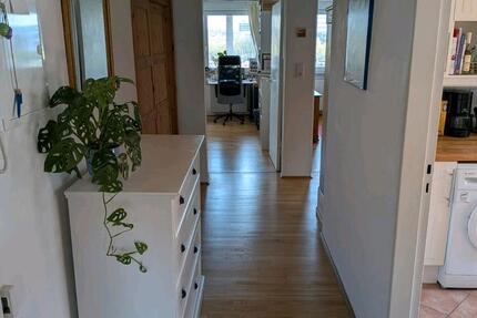 Wohnung Frankfurt am Main Ostend - 3 Zimmer, 84 m&sup2;, 1.900&euro; | Angebot:26679021