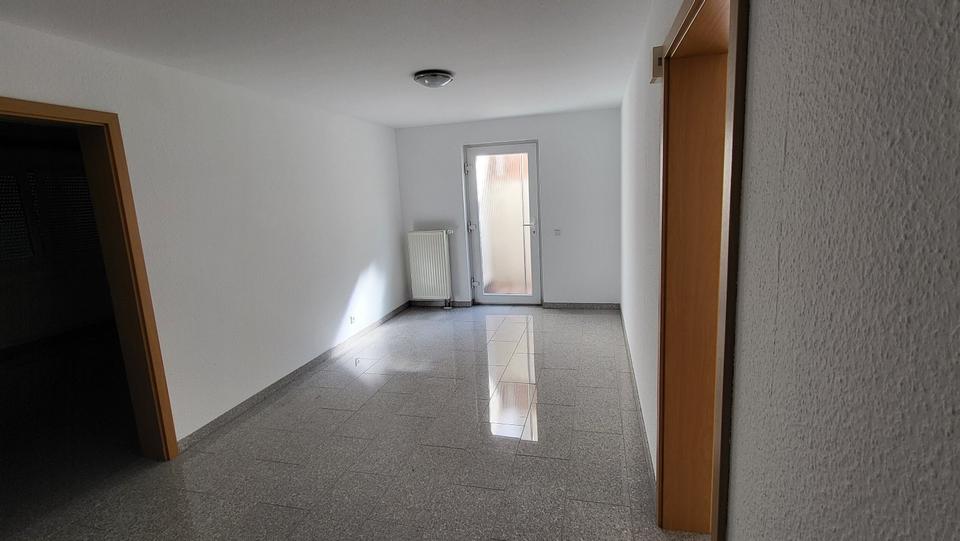 Doppelhaushälfte Kaiserslautern Bahnheim - 6 Zimmer, 246 m&sup2;, 2.040&euro; | Angebot:21981036