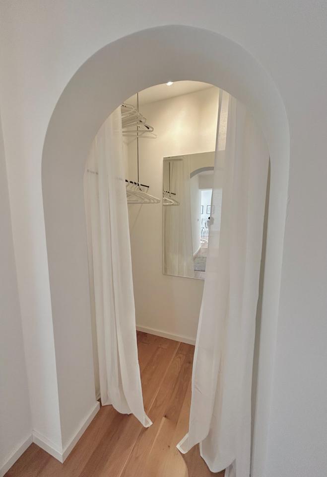 Rarität in Tutzing, Seenah,exclusive sonnige möbl. 2,5 Zi Wohnung